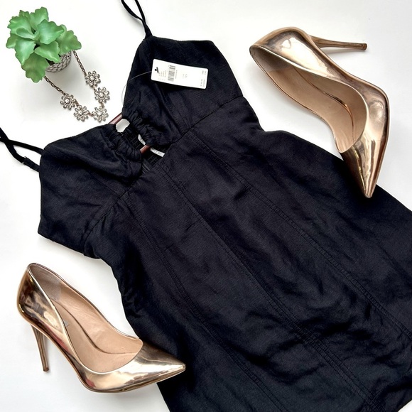 By Anthropologie Slim Mini Dress Black Linen Front Ring Cutout Size XS NWT - Picture 2 of 12